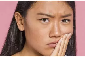 Tanpa air perasan lemon, ini trik memutihkan kulit kusam dan kering pakai masker dari 1 bahan makanan