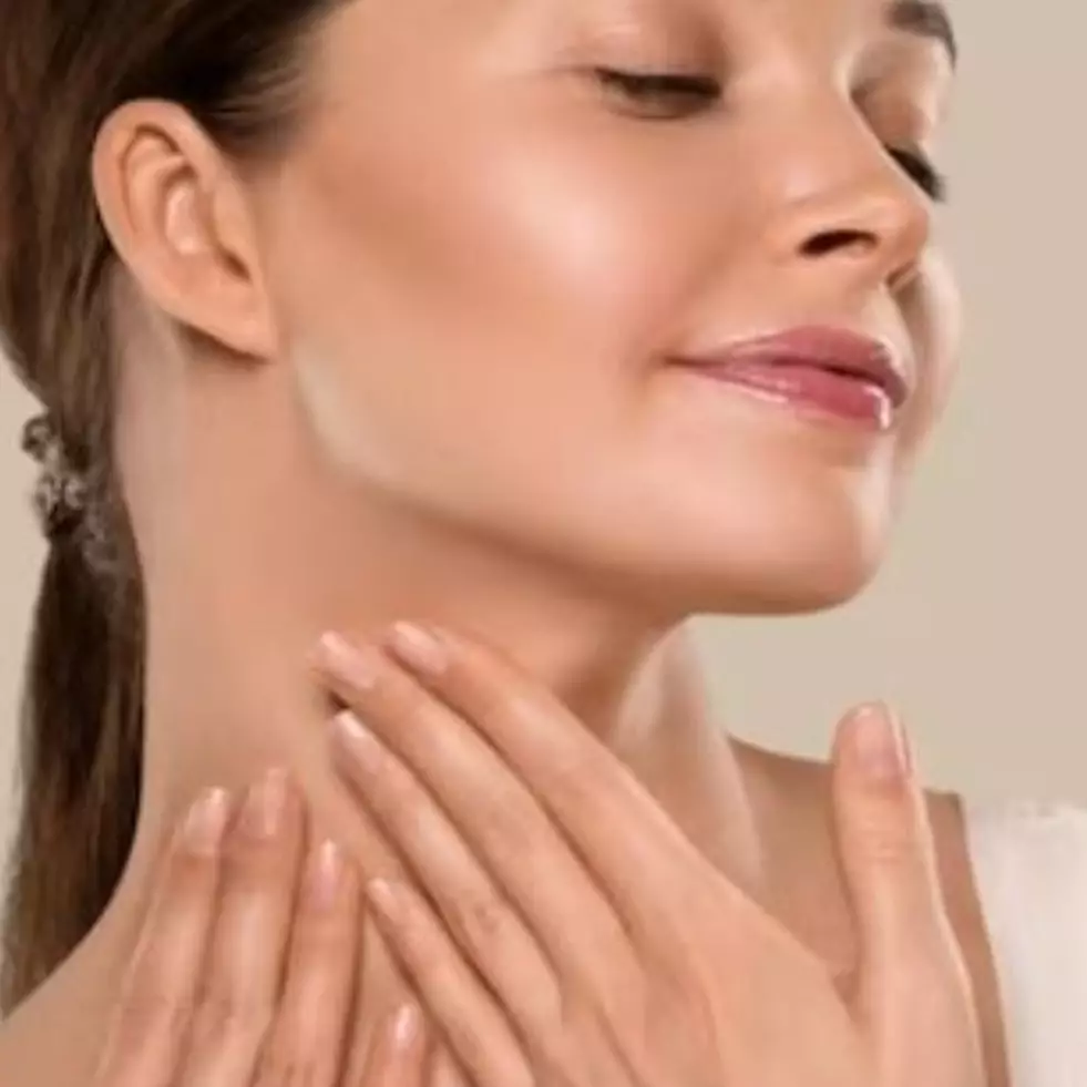 Tanpa kunyit atau kopi, ini trik putihkan leher penuh daki dan menghitam hanya pakai 1 jenis bahan kue