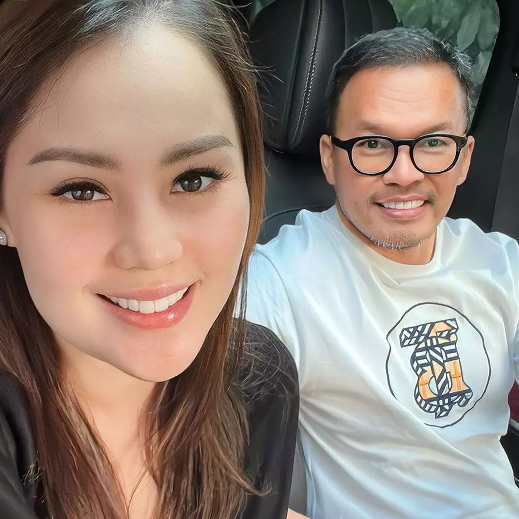 Sempat tinggal di rumah sederhana penuh kandang burung, ini 11 potret hunian Jennifer Dunn dulu &amp; kini