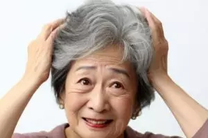 Tak cuma pakai jintan, ini cara kembalikan rambut uban jadi hitam dengan tambahan 2 bahan dapur