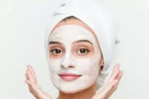 Tanpa kunyit dan susu, begini trik bikin wajah putih dan bebas noda hitam pakai 1 jenis umbi-umbian