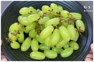 Tanpa tepung dan baking soda, ini cara menghilangkan lapisan lilin dan pestisida pada anggur