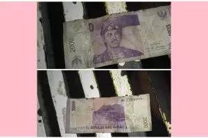 11 Potret kocak momen apes dapat uang kertas ditambal ini penampakannya menipu, bikin ngelus dada