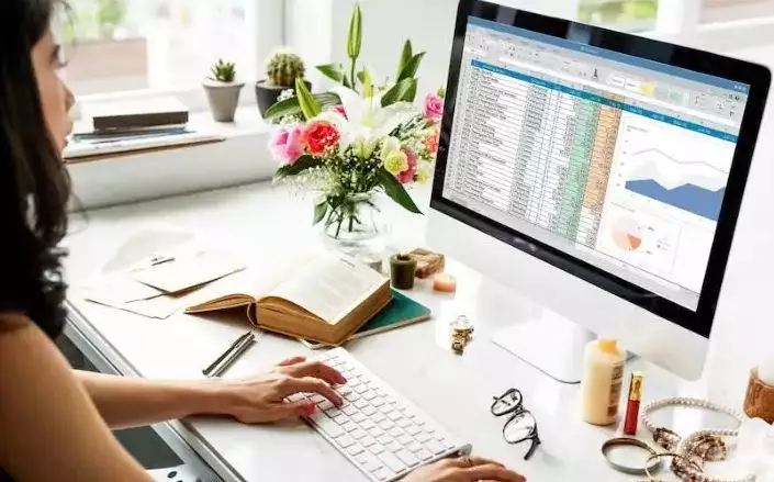 Rumus penjumlahan Microsoft excel freepik.com