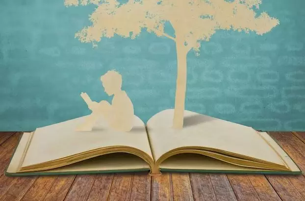 Contoh kata kerja pasif Bahasa Indonesia freepik.com Contoh kata kerja pasif Bahasa Indonesia freepik.com