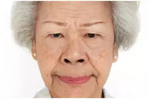 Tak tampak tanda penuaan di usia 50 tahun, ini trik pudarkan noda hitam di wajah pakai 1 jenis bunga