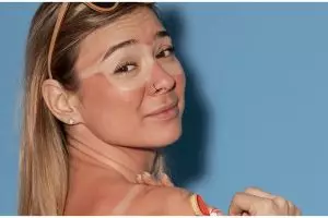 Tak perlu pakai bubuk kopi, ini trik ratakan kulit belang akibat paparan sinar UV pakai 1 jenis tepung