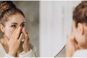 11 Rekomendasi sunscreen untuk kulit berminyak dan berjerawat mulai Rp 30 ribu, bikin kulit auto mulus