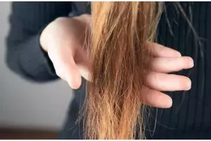 Tanpa minyak kelapa, ini cara atasi rambut kering dan kusam pakai kondisioner dari 2 jenis tanaman