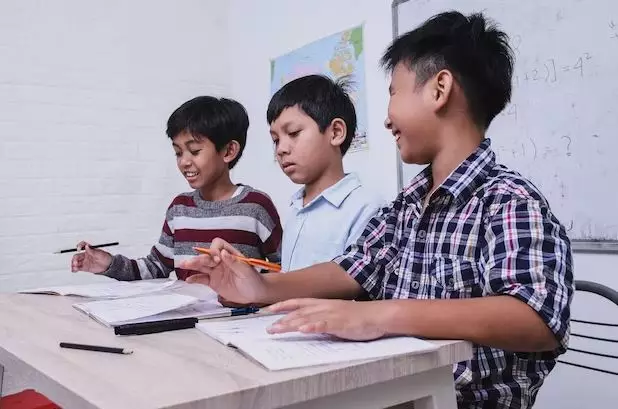 Contoh soal padanan kata Berbagai sumber Contoh soal padanan kata Berbagai sumber