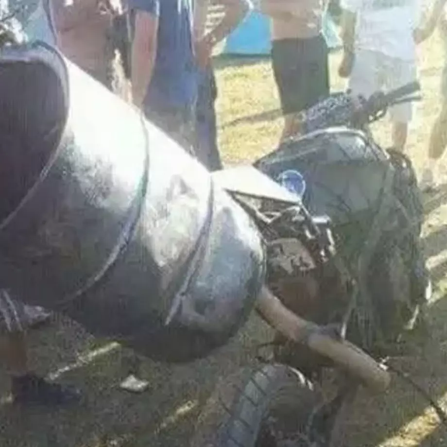 11 Potret kocak desain nyeleneh knalpot ini bukannya terlihat keren malah bikin ilfeel abis