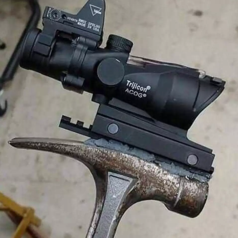 11 Potret kocak desain nyeleneh palu ini bikin geleng-geleng kepala, lihatnya perlu dua kali