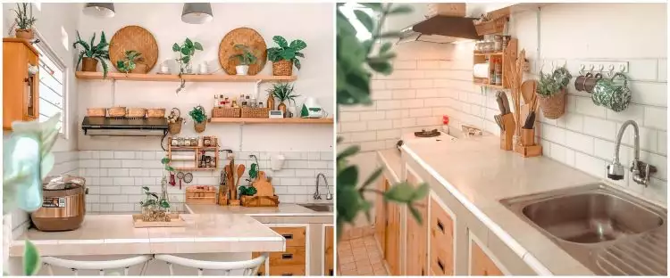 9 Potret dapur mungil tanpa kitchen set pakai mini bar ini dekorasi kayunya bikin tampilan jadi mahal