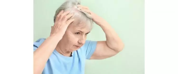 Tak perlu minyak kemiri, ini trik bikin tonic penghitam rambut beruban pakai 2 jenis biji rempah