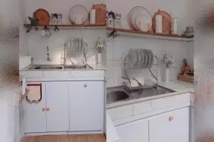 10 Potret dapur mungil rumah subsidi ini desainnya mewah pakai mini bar, estetik meski minimalis