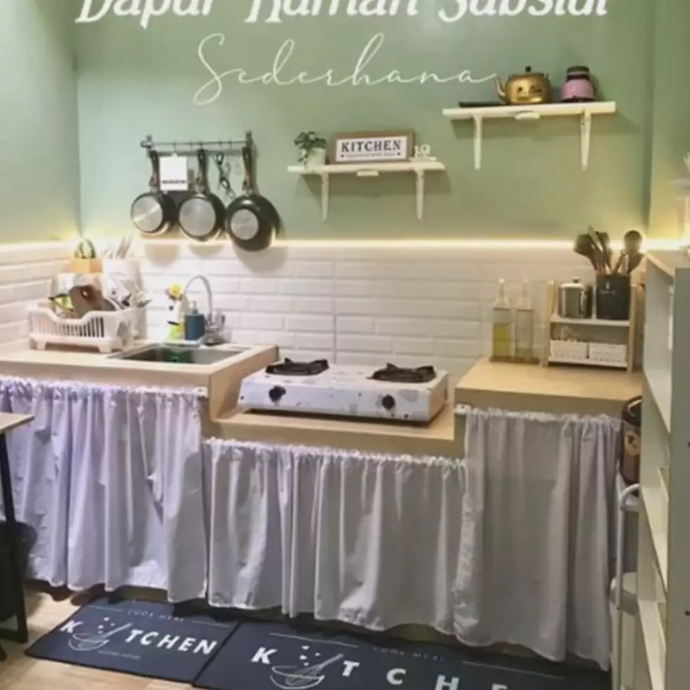 Biarpun sederhana tanpa kitchen set, 9 potret dapur mungil rumah subsidi ini estetik dan bikin nyaman