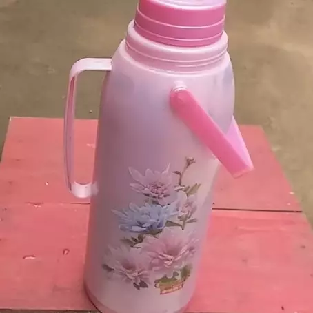 Jangan buru-buru dibuang, begini trik agar air di dalam termos tetap awet panas hingga berhari-hari