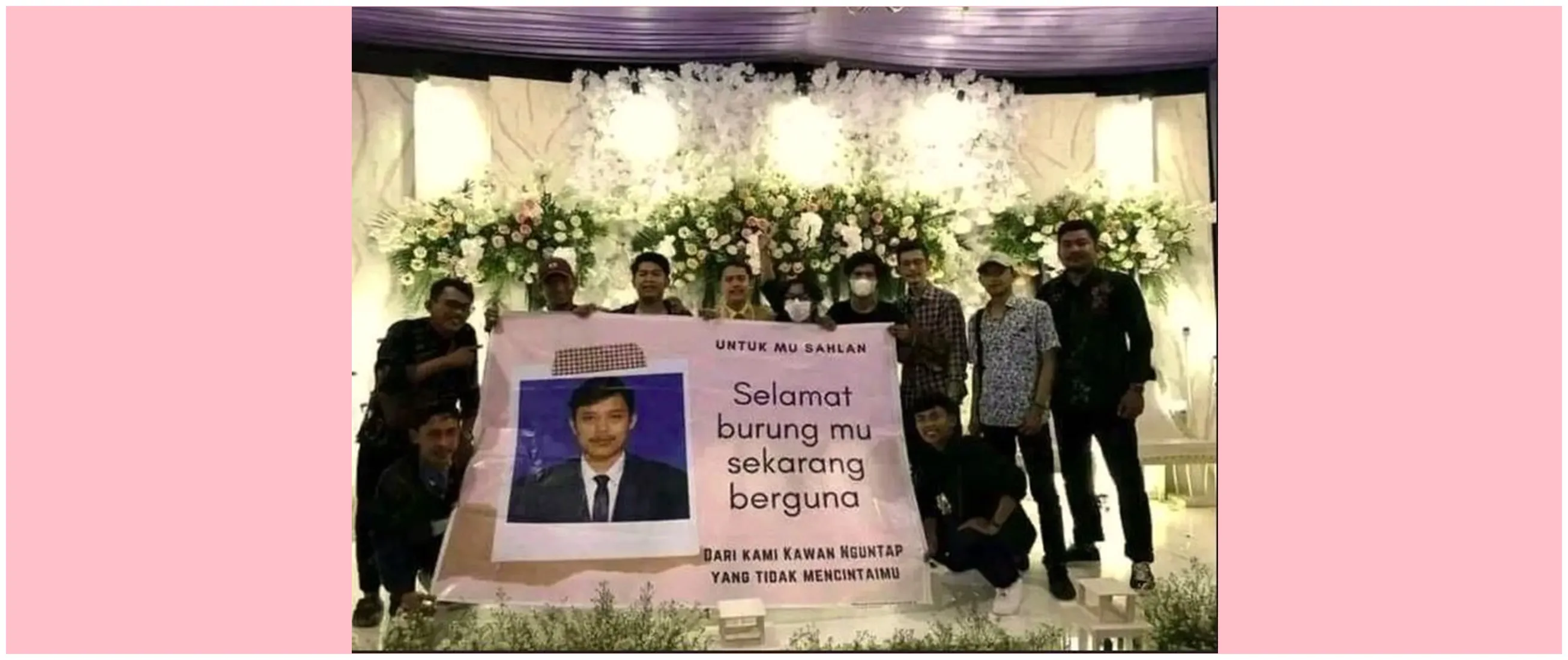 11 Potret kocak tulisan spanduk di momen pernikahan ini nyeleneh abis, bikin nyengir tamu undangan