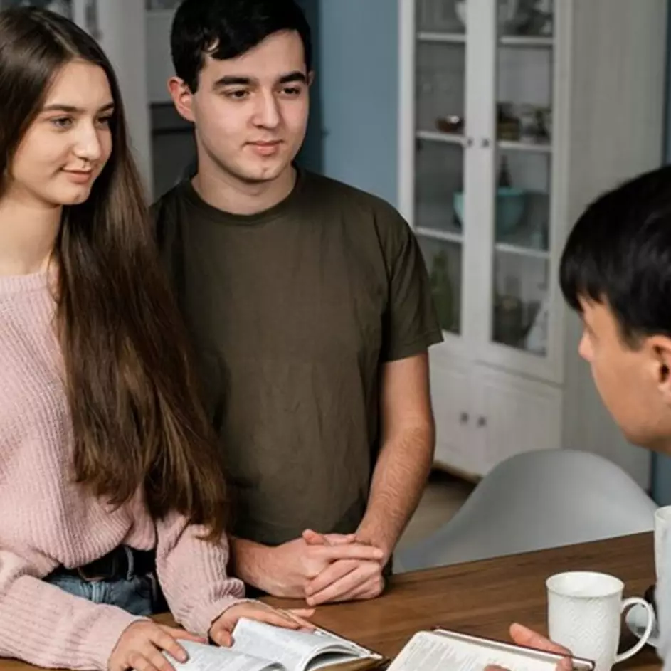 35 Contoh kata kompleks bertingkat, beserta pengertian, ciri, dan cara menyusunnya