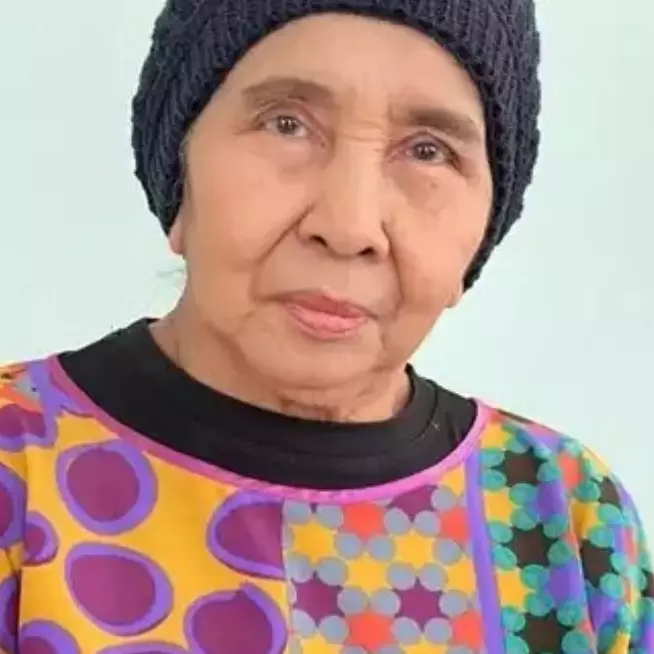 Potret masa muda 8 seleb langganan peran nenek di sinetron, wajah cantik Nani Wijaya jadi primadona