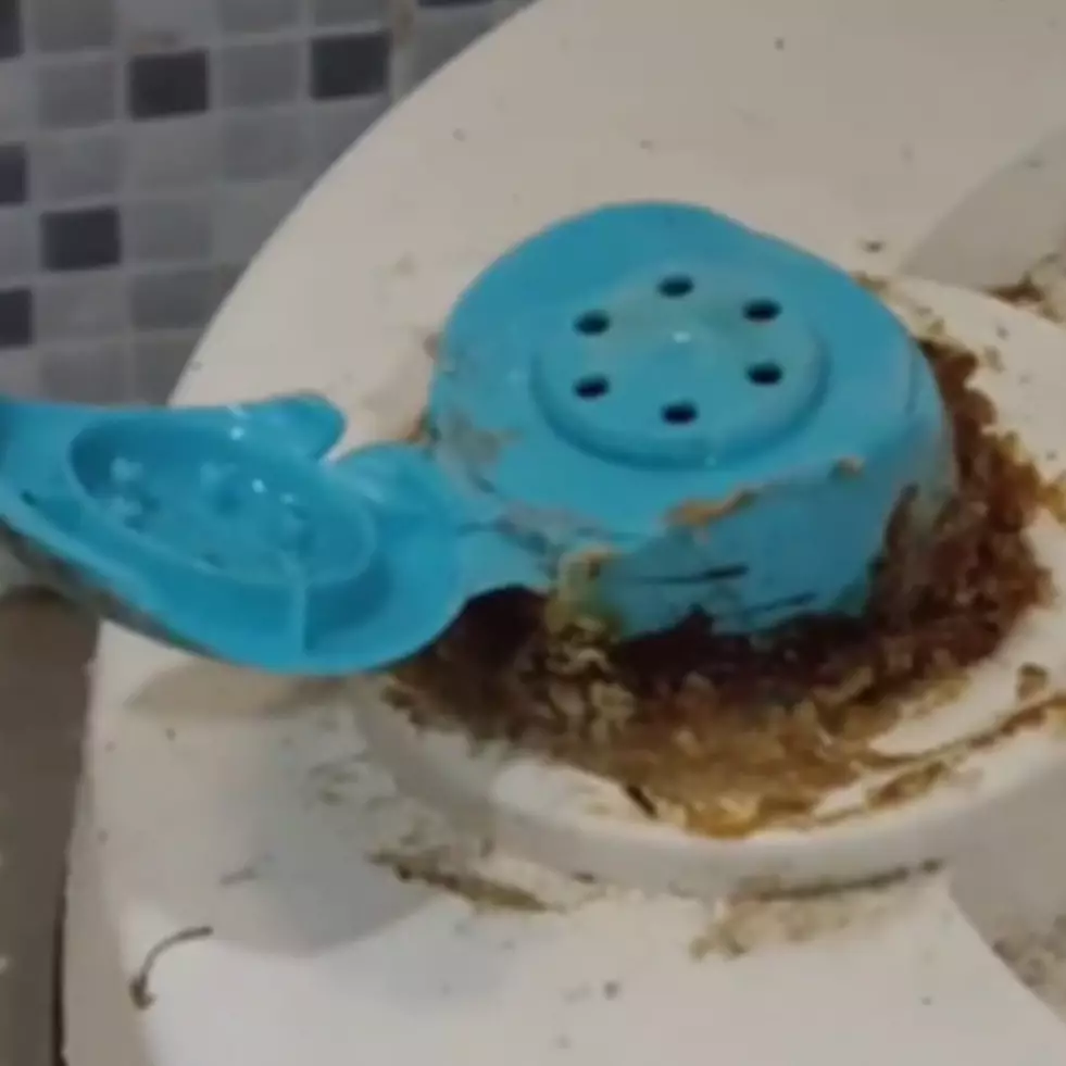 Definisi dibuang sayang, 11 potret kocak benda rusak diperbaiki seadanya ini bikin senyum miris