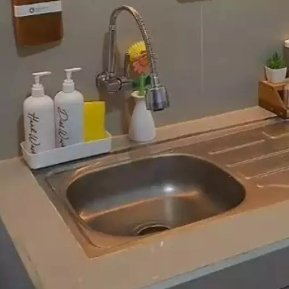 11 Potret dapur mungil tanpa kitchet set ini bikin si paling minimalis mupeng, simpel tapi mewah