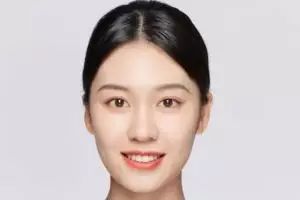 Trik memutihkan wajah belang dan kusam hanya pakai krim dari 1 bahan makanan ini bikin kulit glowing