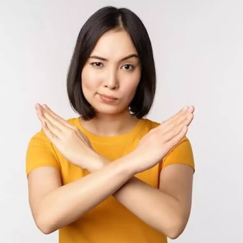 45 Contoh larangan dalam bahasa Inggris, lengkap dengan arti dan penjelasannya