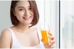 Tanpa asam jawa, ini trik membuat minuman kolagen agar kulit bebas kusam pakai 2 jenis buah-buahan