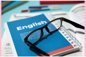 20 Contoh kata collocation, pahami pengertian dan penggunaannya dalam kalimat