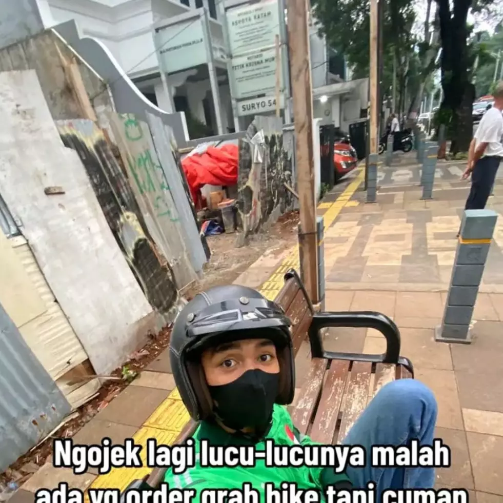 Bukannya bawa penumpang, pengemudi ojek online malah diminta lakukan hal tak terduga oleh customer