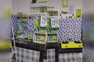 Awalnya didekorasi hijau, 11 potret dapur mungil usai makeover ini glow up pol jadi estetik ala Korea