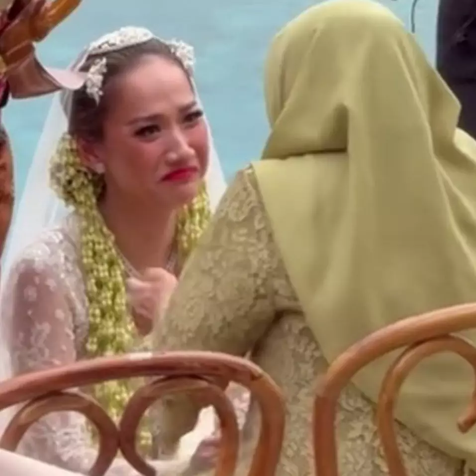 Ibunda Ashraf Sinclair tulis pesan menyentuh usai BCL menikah, panggilan ke sang penyanyi disorot