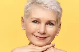 Awet muda di usia 50 tahun, ini trik kencangkan wajah keriput dan kendur dengan 1 jenis tepung