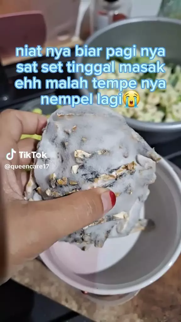 Cewek gagal masak oseng tempe © TikTok