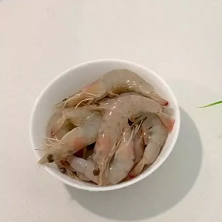 Bukan garam, ini trik agar udang tetap segar dan tak menghitam sampai 1 bulan pakai 1 bumbu dapur