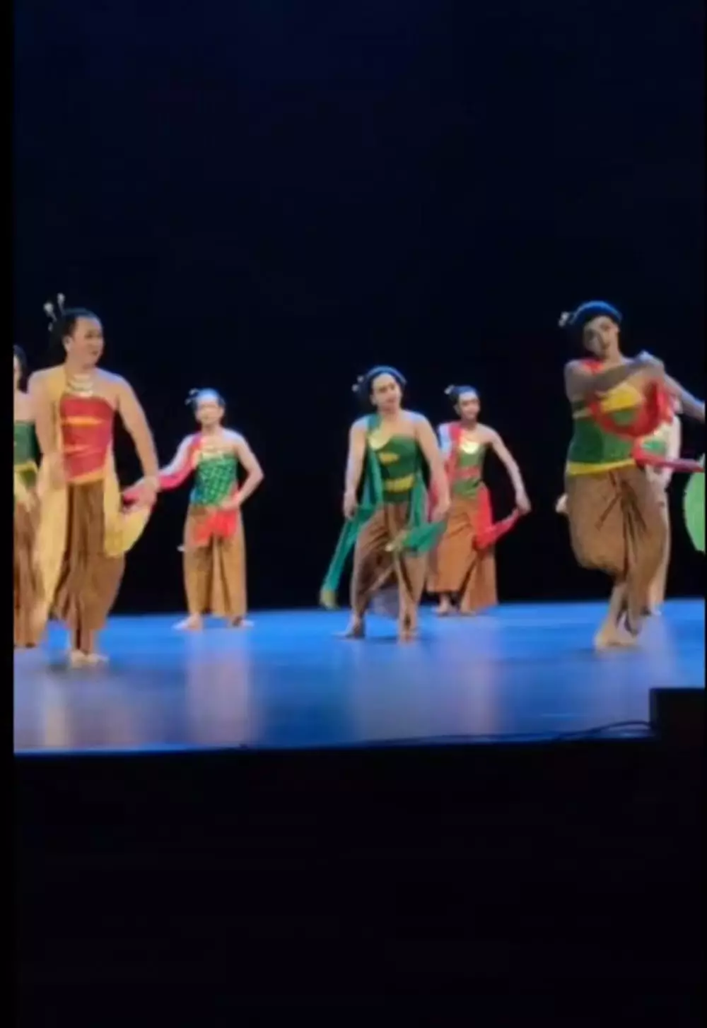 tari gambyong © TikTok