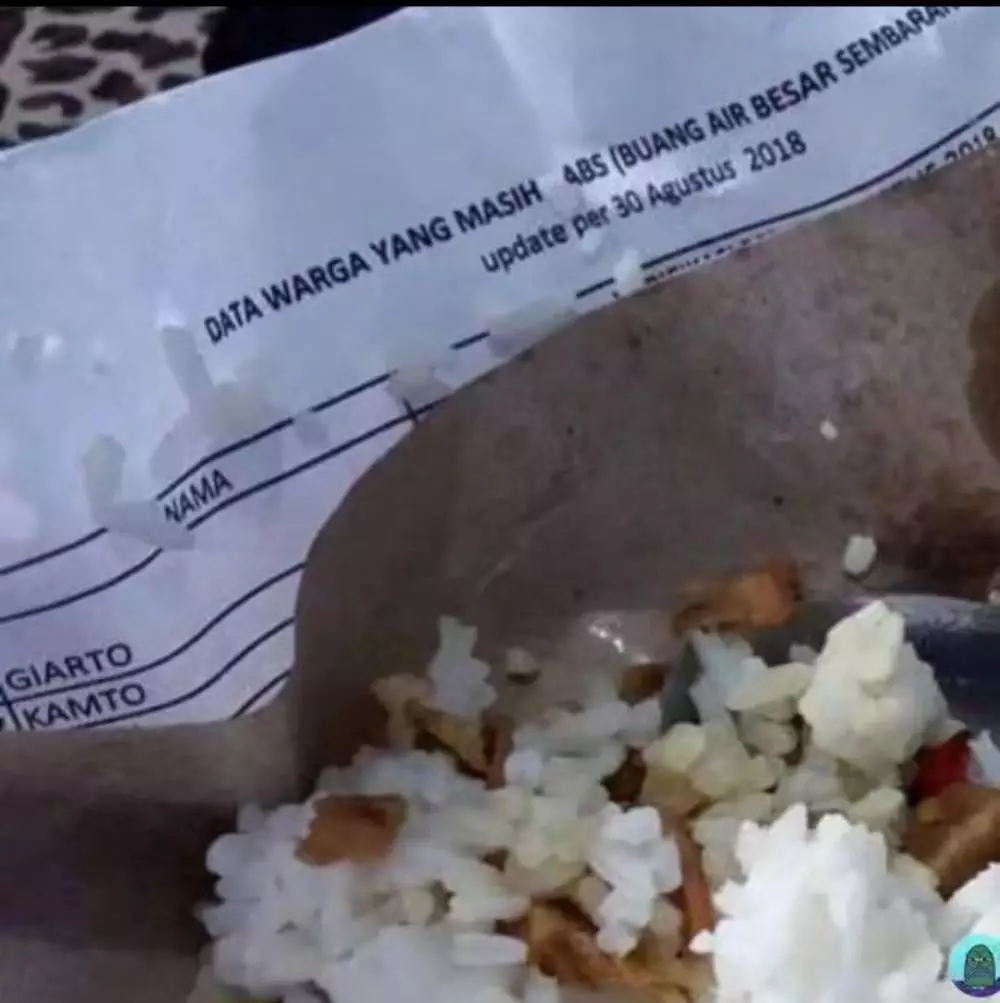 Tulisan di bungkus makanan berbagai sumber Tulisan di bungkus makanan berbagai sumber