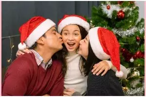 50 Ucapan Natal menyentuh untuk keluarga, semarakan cinta kasih penuh kehangatan