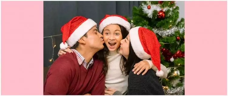 50 Ucapan Natal menyentuh untuk keluarga, semarakan cinta kasih penuh kehangatan