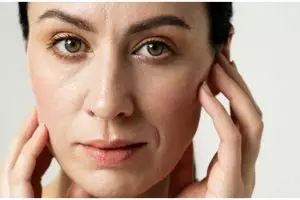 Tanpa tambahan apel, ini trik membuat minuman kolagen agar wajah awet muda bebas kerutan pakai 2 buah