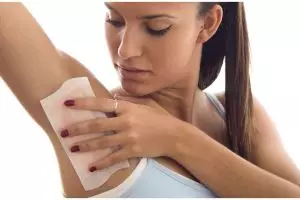 Tak perlu krim pemutih, ini cara ampuh mencerahkan kulit ketiak menghitam pakai 1 jenis tanaman