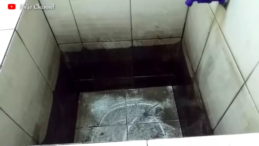 cara bersihkan bak mandi 1 bahan dapur © 2023 brilio.net cara bersihkan bak mandi 1 bahan dapur © 2023 brilio.net