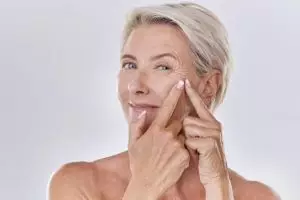 Tanpa oats dan madu, ini trik agar wajah berkeriput jadi kenyal dan kencang pakai 1 jenis biji-bijian