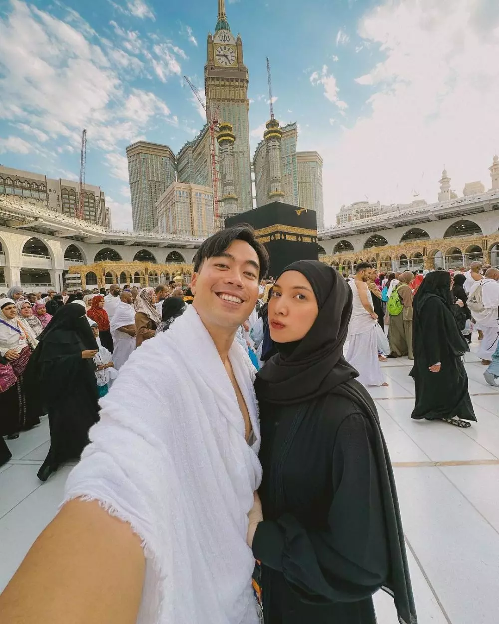 momen perdana seleb umrah bareng pasangan usai nikah © berbagai sumber