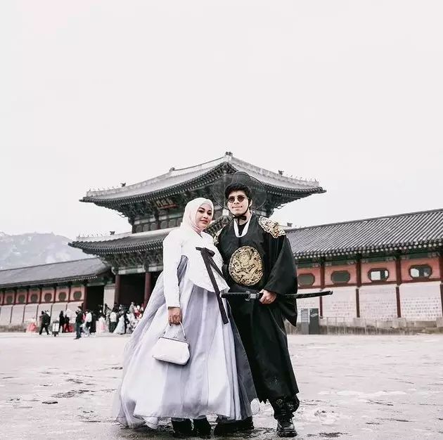 Atta pasang badan untuk Aurel © berbagai sumber