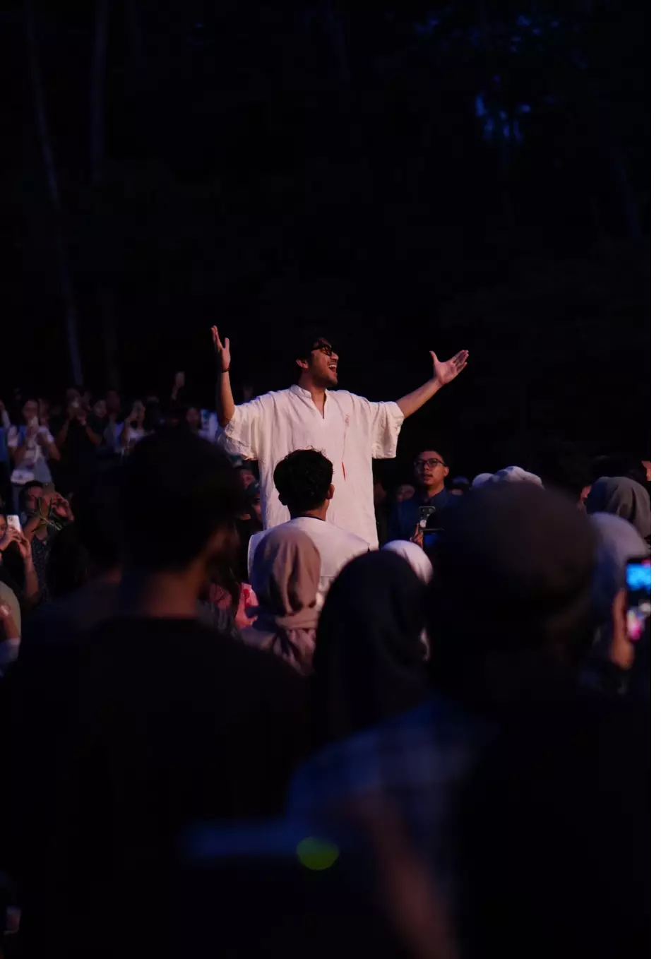 Konser Kunto Aji pukul 5 pagi © 2024 brilio.net Konser Kunto Aji pukul 5 pagi © 2024 brilio.net