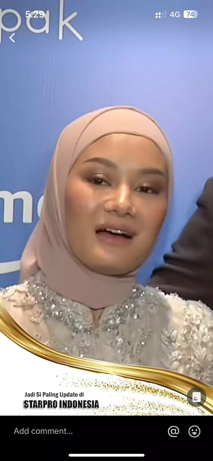 Rey Mbayang bela Dinda Hauw © berbagai sumber