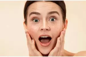 Tak ditambah telur, ini cara membuat masker kolagen untuk samarkan garis halus pakai 1 jenis buah