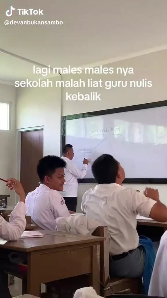 Guru bikin males sekolah Berbagai sumber